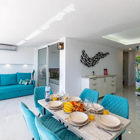 Tucan Next To Siam Park