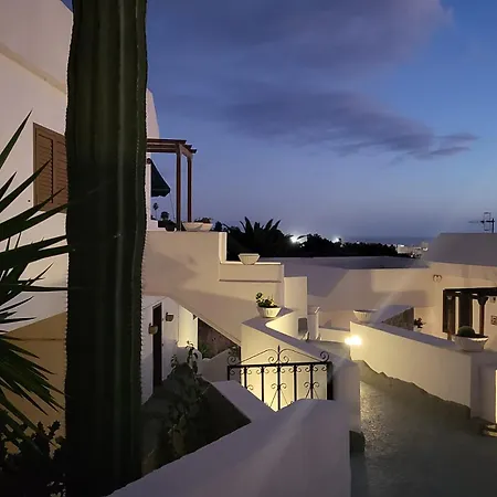 Tucan Next To Siam Park *